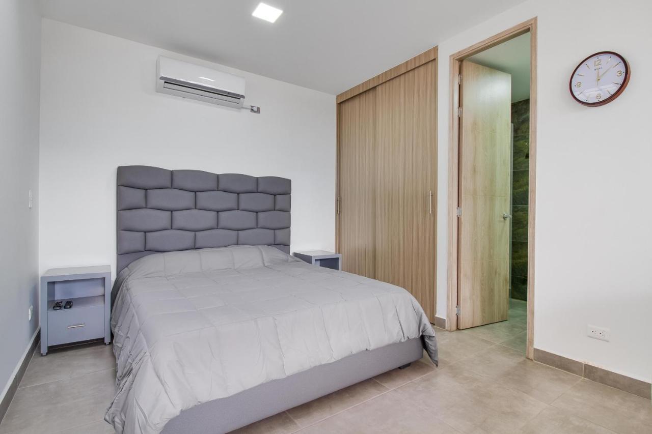 Camelot Apartahotel Medellín Zewnętrze zdjęcie