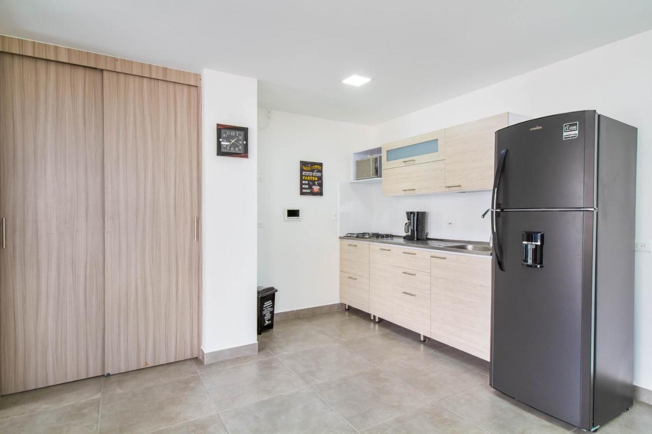 Camelot Apartahotel Medellín Zewnętrze zdjęcie