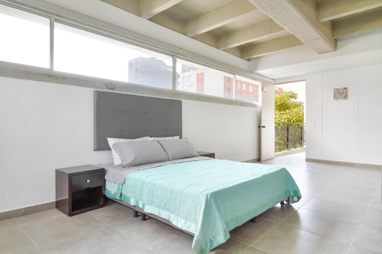 Camelot Apartahotel Medellín Zewnętrze zdjęcie