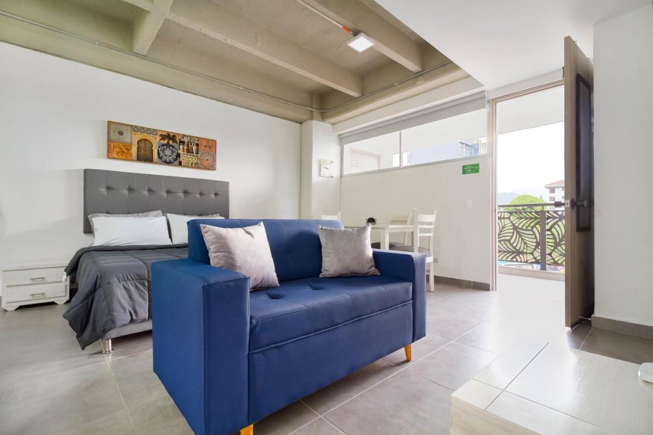 Camelot Apartahotel Medellín Zewnętrze zdjęcie