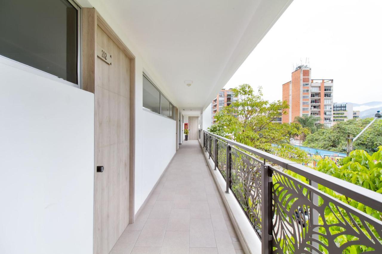 Camelot Apartahotel Medellín Zewnętrze zdjęcie