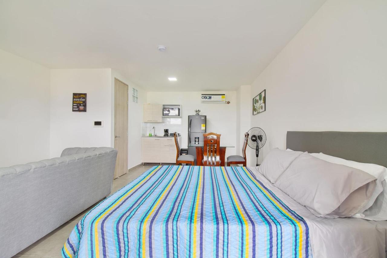Camelot Apartahotel Medellín Zewnętrze zdjęcie