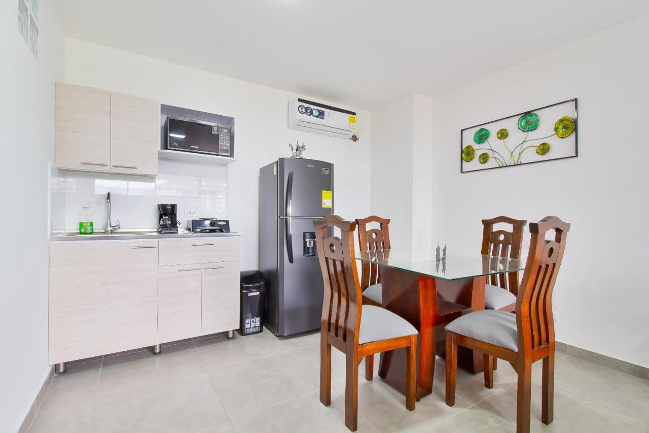 Camelot Apartahotel Medellín Zewnętrze zdjęcie